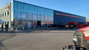 A new sales dynamic in the Case IH France network with the takeover of BRETAGRI by the Emil Frey France group.
